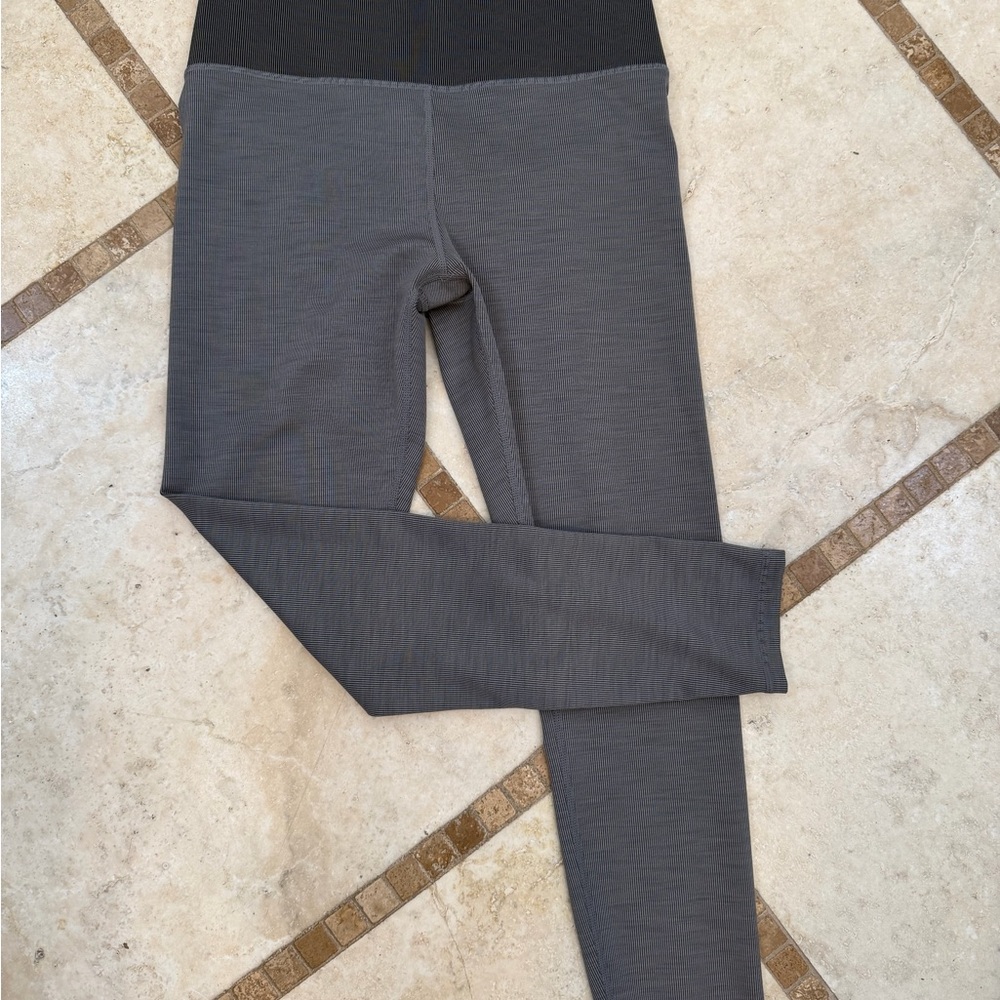 Vuori Charcoal Leggings M